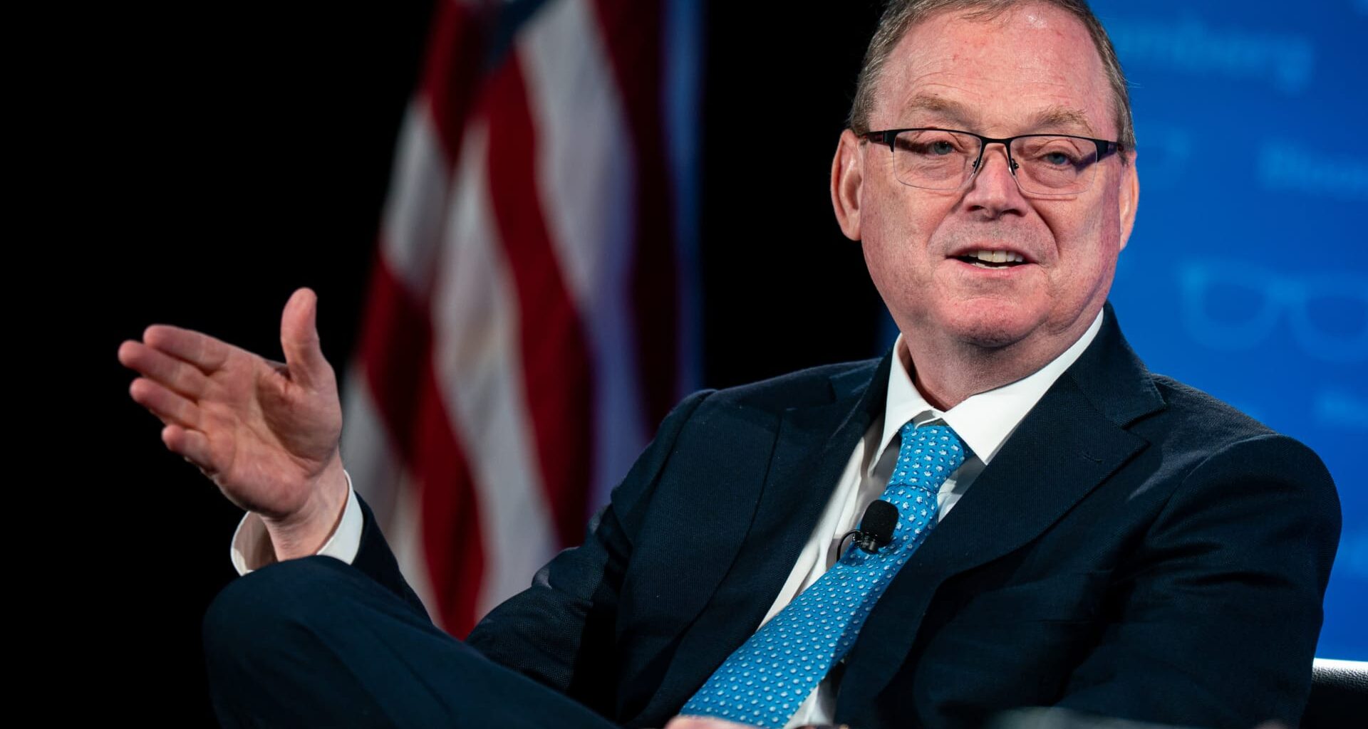 Kevin Hassett pivots to possible 'Trump cards' amid credit card battle