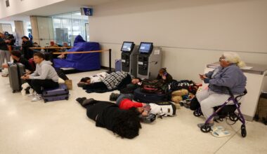 Airlines cancel hundreds of Caribbean flights after U.S. attacks on Venezuela