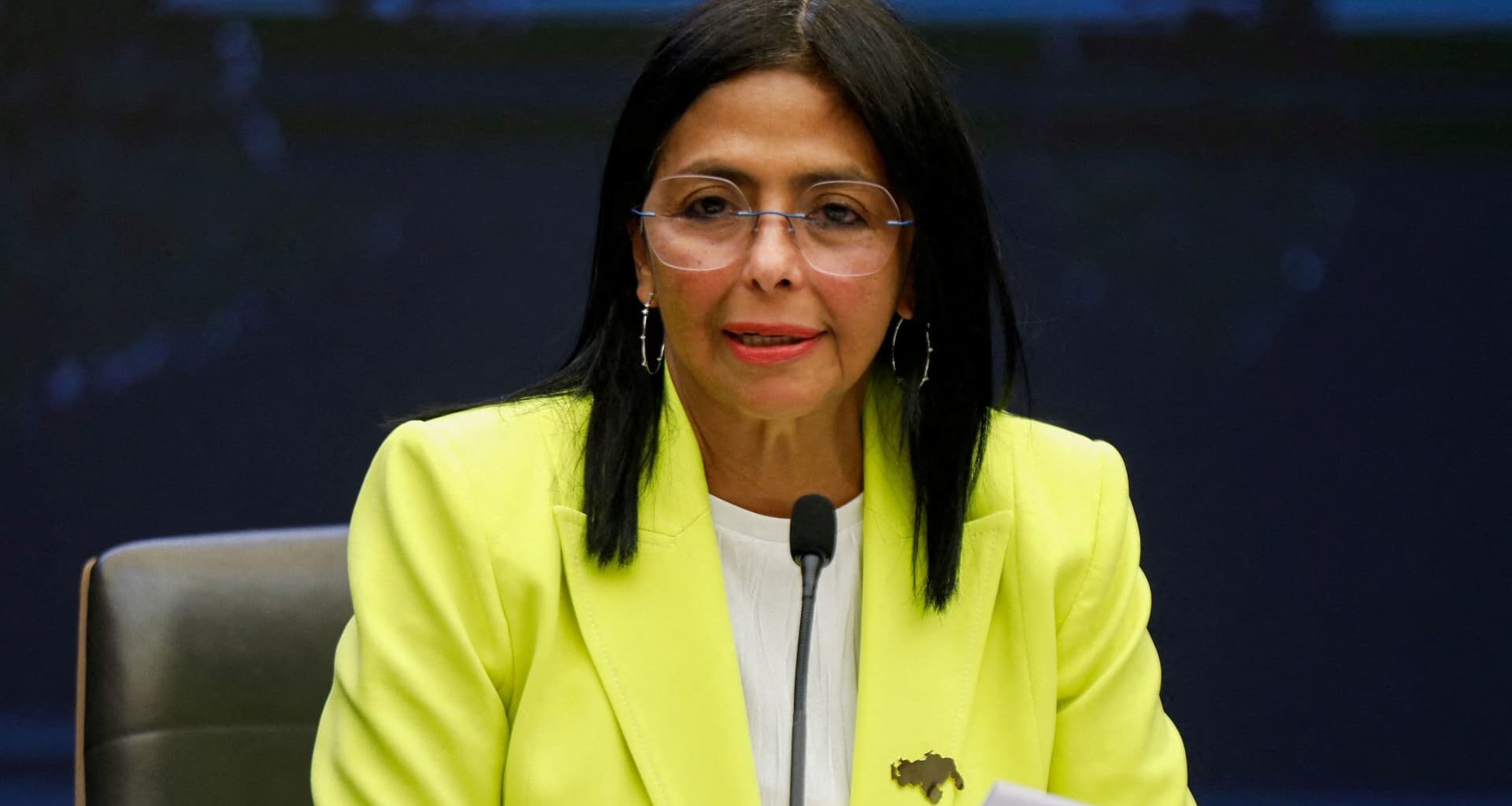 Venezuelans wonder who's in charge as Trump claims contact with Maduro's deputy