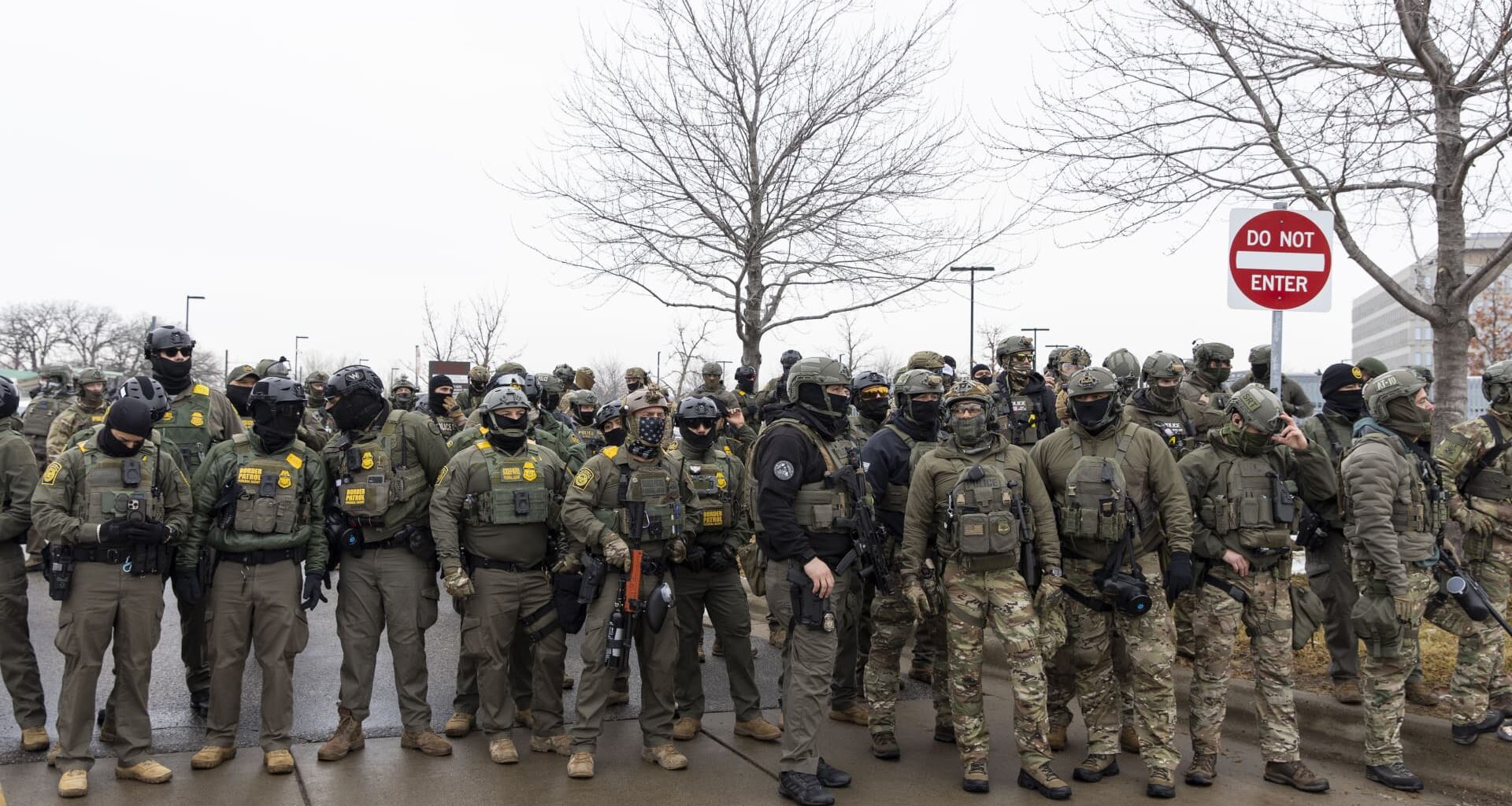 Pentagon readies 1,500 troops for potential Minnesota deployment