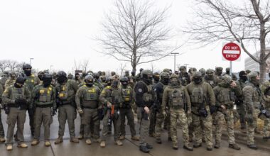 Pentagon readies 1,500 troops for potential Minnesota deployment