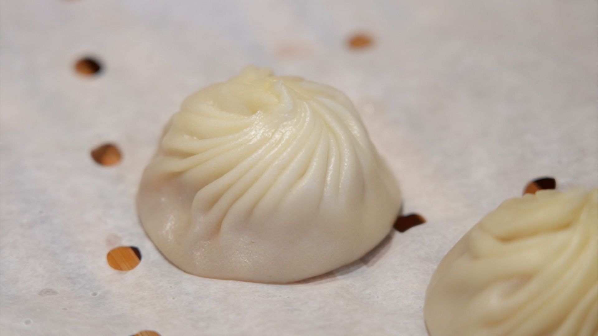 116505_DinTaiFungSoupDumplings Clean 16x9 Thumb.jpg