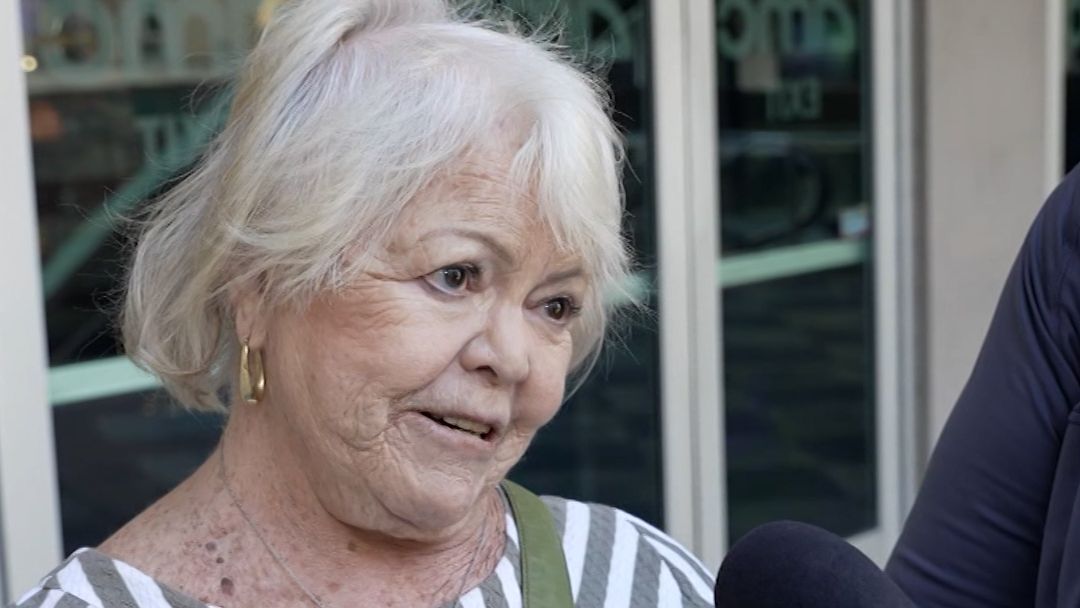 116790_melania reax v3.00_00_06_28.Still002.jpg