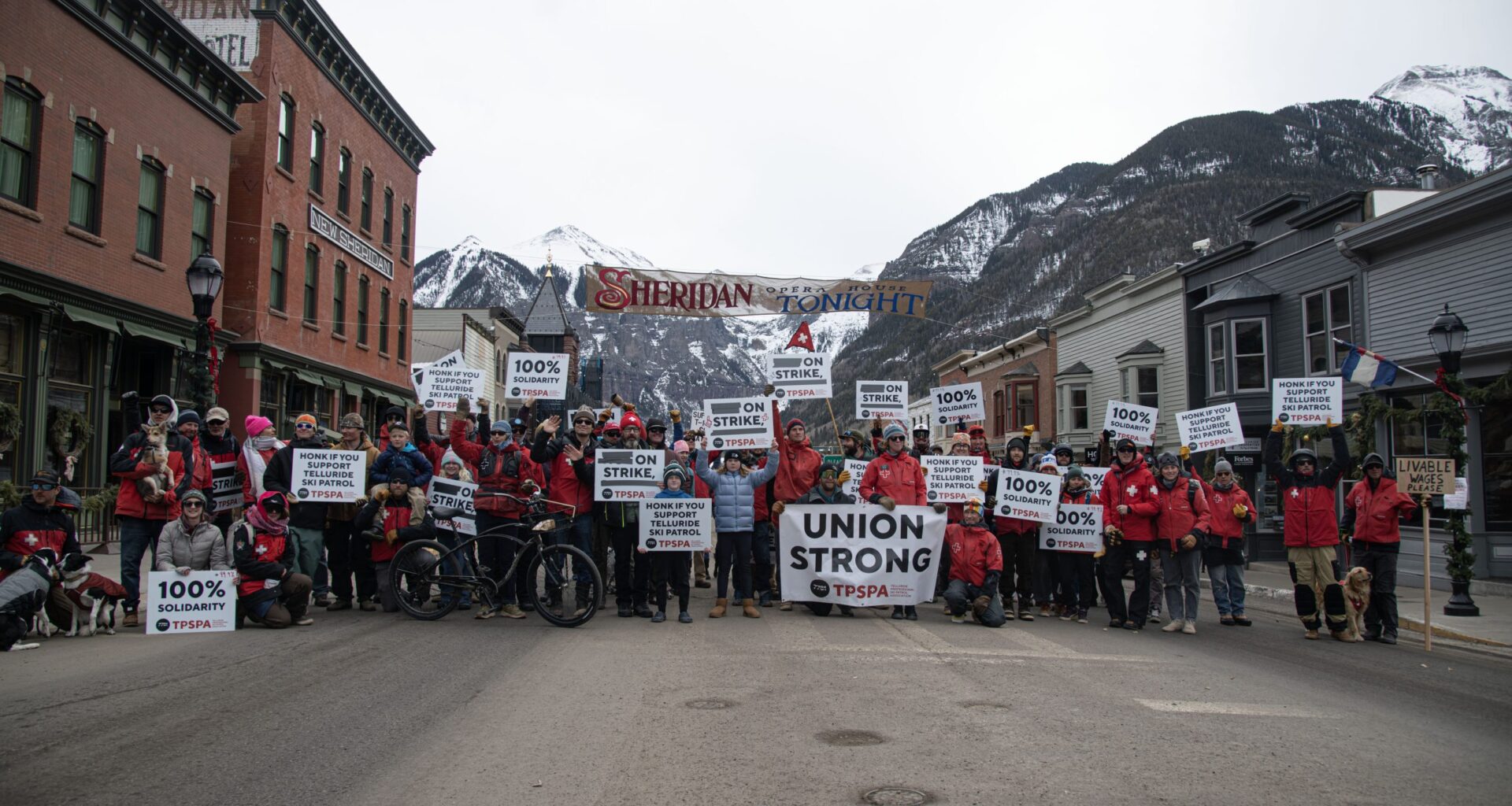 Ski patroller strike, closure of Telluride ski area continues