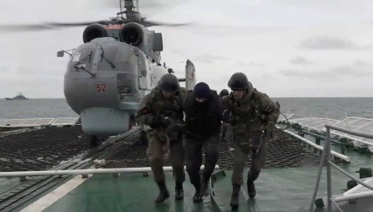 Russia hints it will deploy Navy to protect 'shadow fleet'