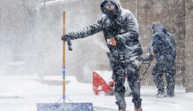 At least 10 people die, million without power as winter storm grips US | Weather News