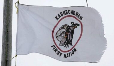 ‘Not safe to live in’: Chiefs call for quicker evacuation of Kashechewan First Nation