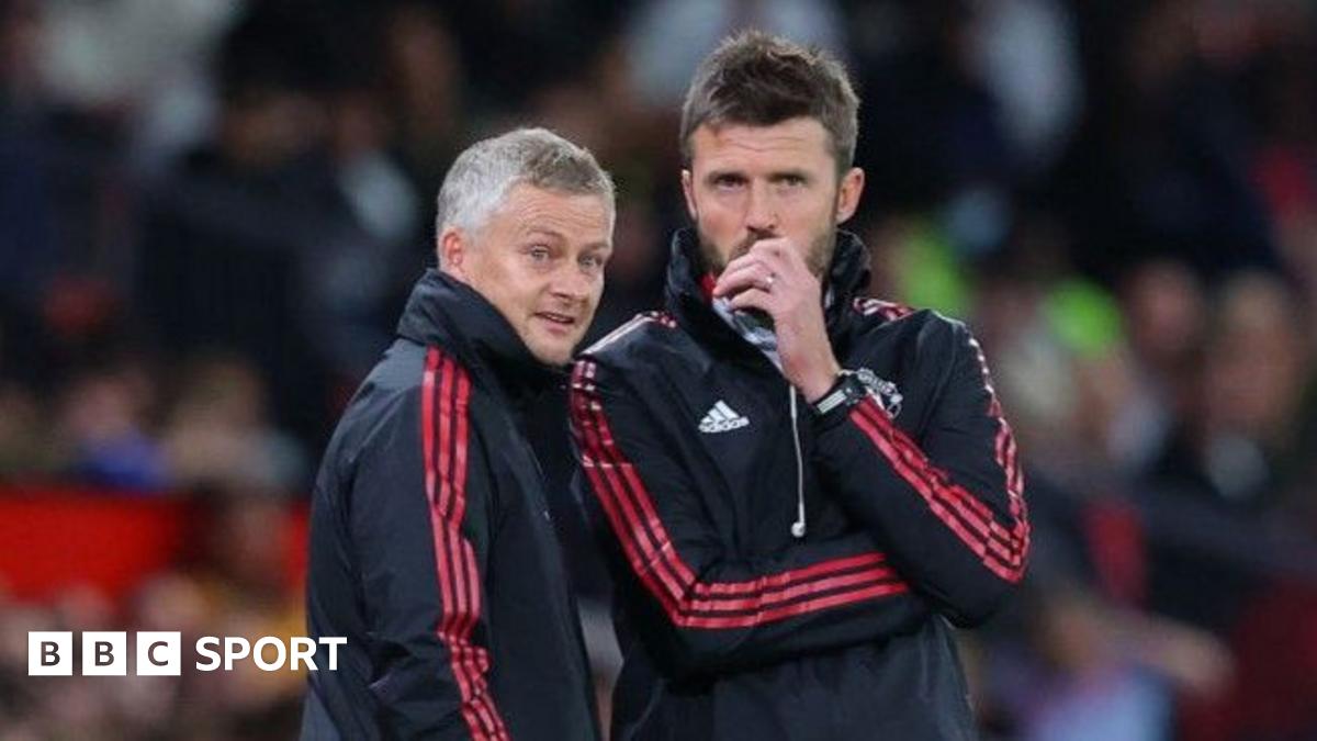 Michael Carrick (right) and Ole Gunnar Solskjaer were both interviewed earlier this month to replace Ruben Amorim at Manchester United