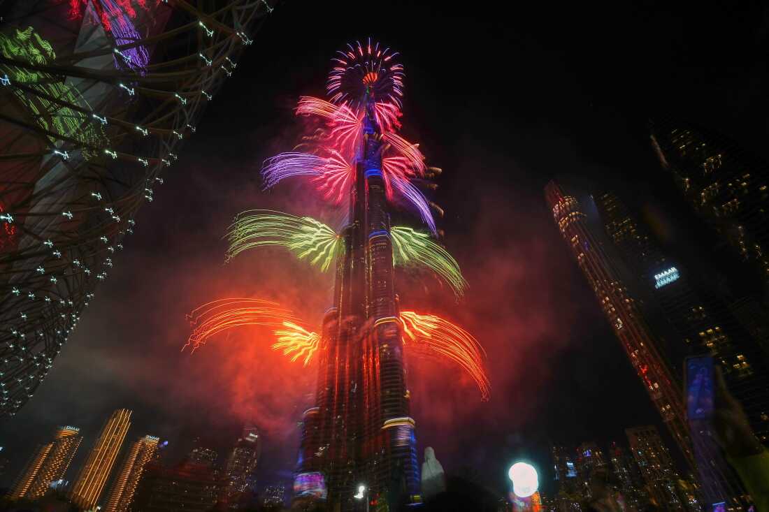 Fireworks explode around the Burj Khalifa 