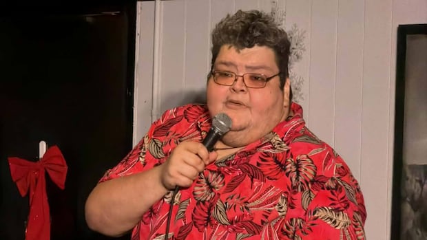 'Everybody loved him': Winnipeg comedian who died in house fire always wanted to make people happy, aunt says