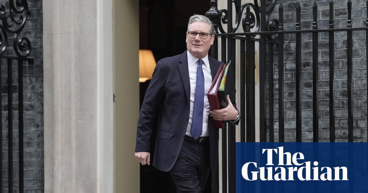 Downing Street has only itself to blame for lack of grip on Whitehall, say experts | Civil service