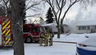 1 person dead after early-morning Edmonton house fire - Edmonton