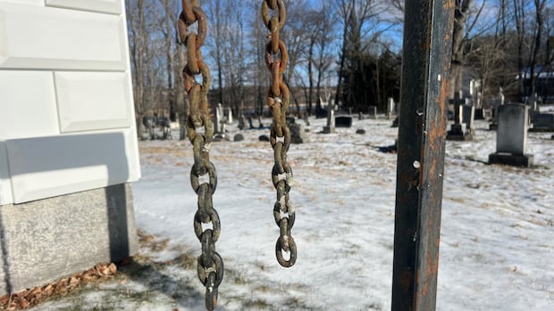 Part of historic Fredericton church bell found in ditch, destroyed: police