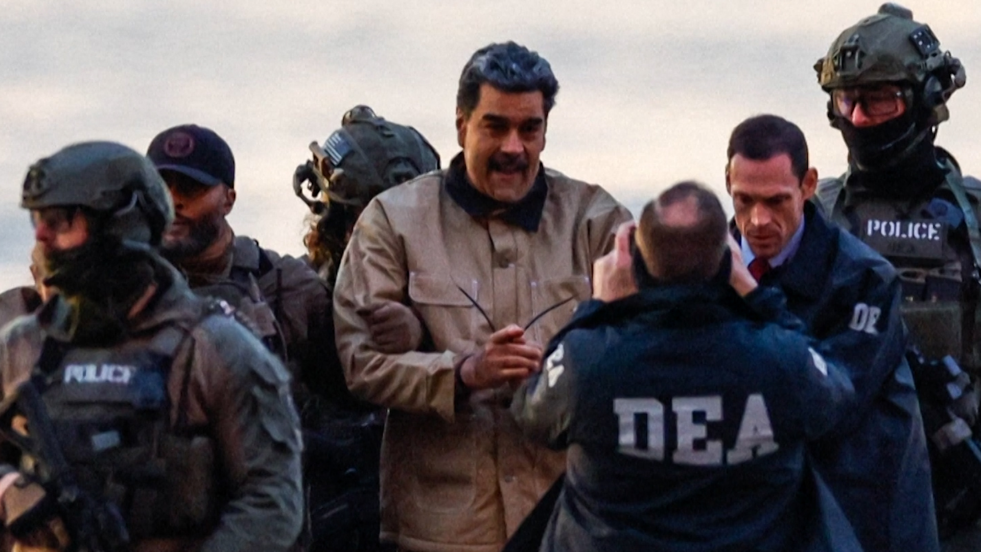 Click to play video: 'Maduro arrives at NYC court after being captured, indicted by U.S.'