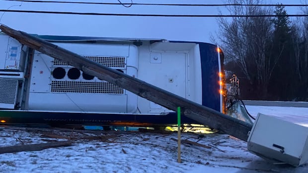 Fredericton man recounts city bus crash during ice storm