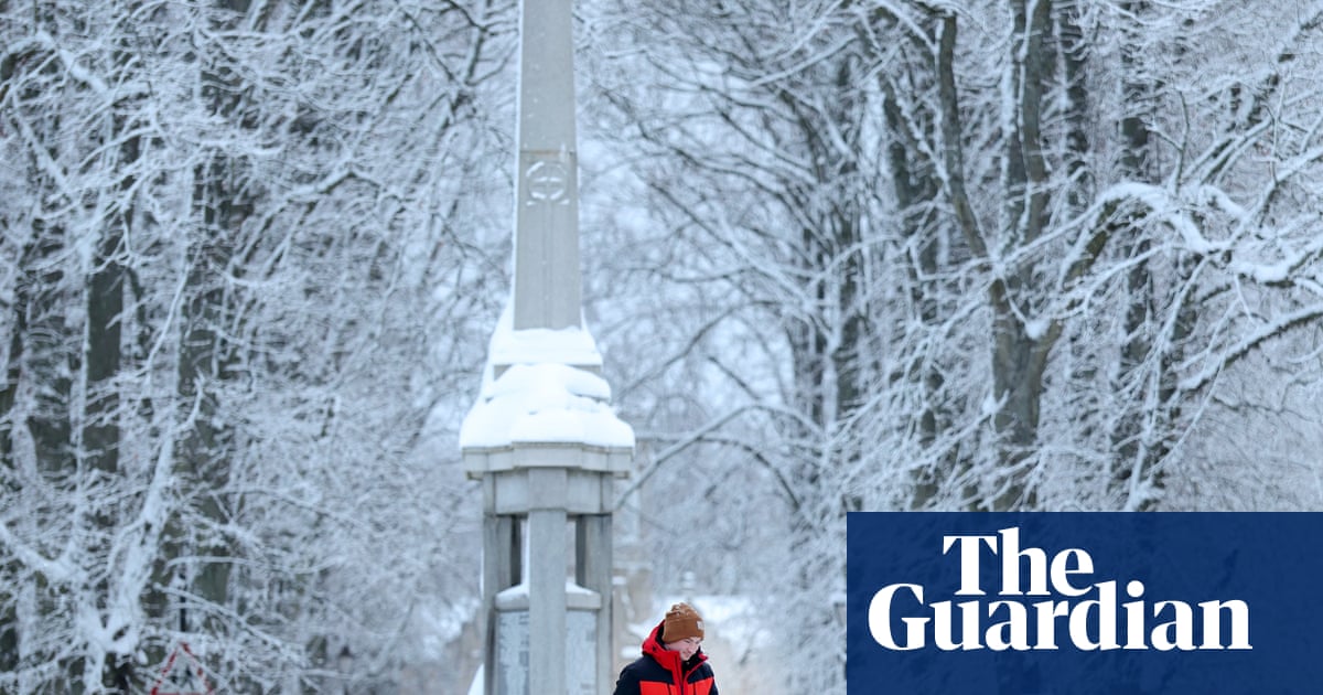 Snow and ice close hundreds of schools across UK as Storm Goretti expected this week | UK weather