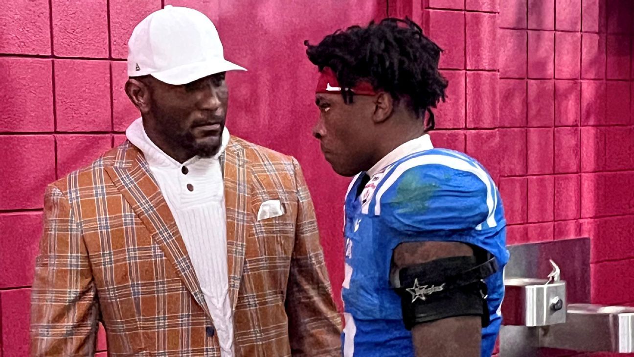 Miami great Lewis offers encouragement to Ole Miss RB Lacy