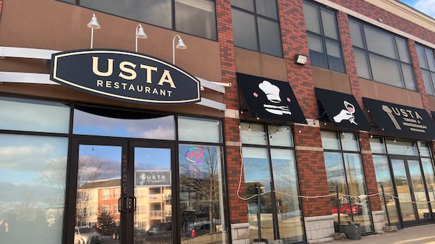 N.S. restaurants struggling to manage rising costs, slowdown in business