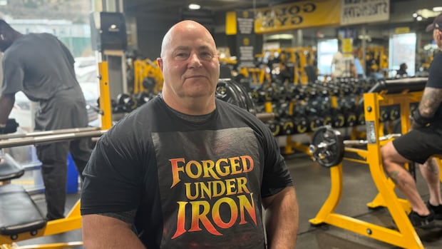 At 66, this B.C. powerlifter is setting records and says it's never too late to get stronger