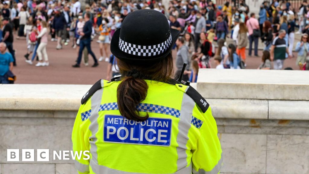 Met Police and Sadiq Khan hail lowest homicide rates since 2014