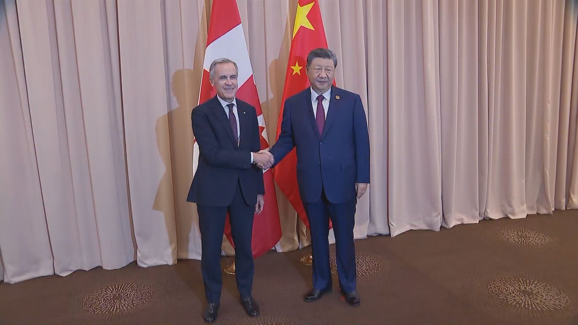 Click to play video: 'Prime Minister Mark Carney leaves for trade mission to China Tuesday'
