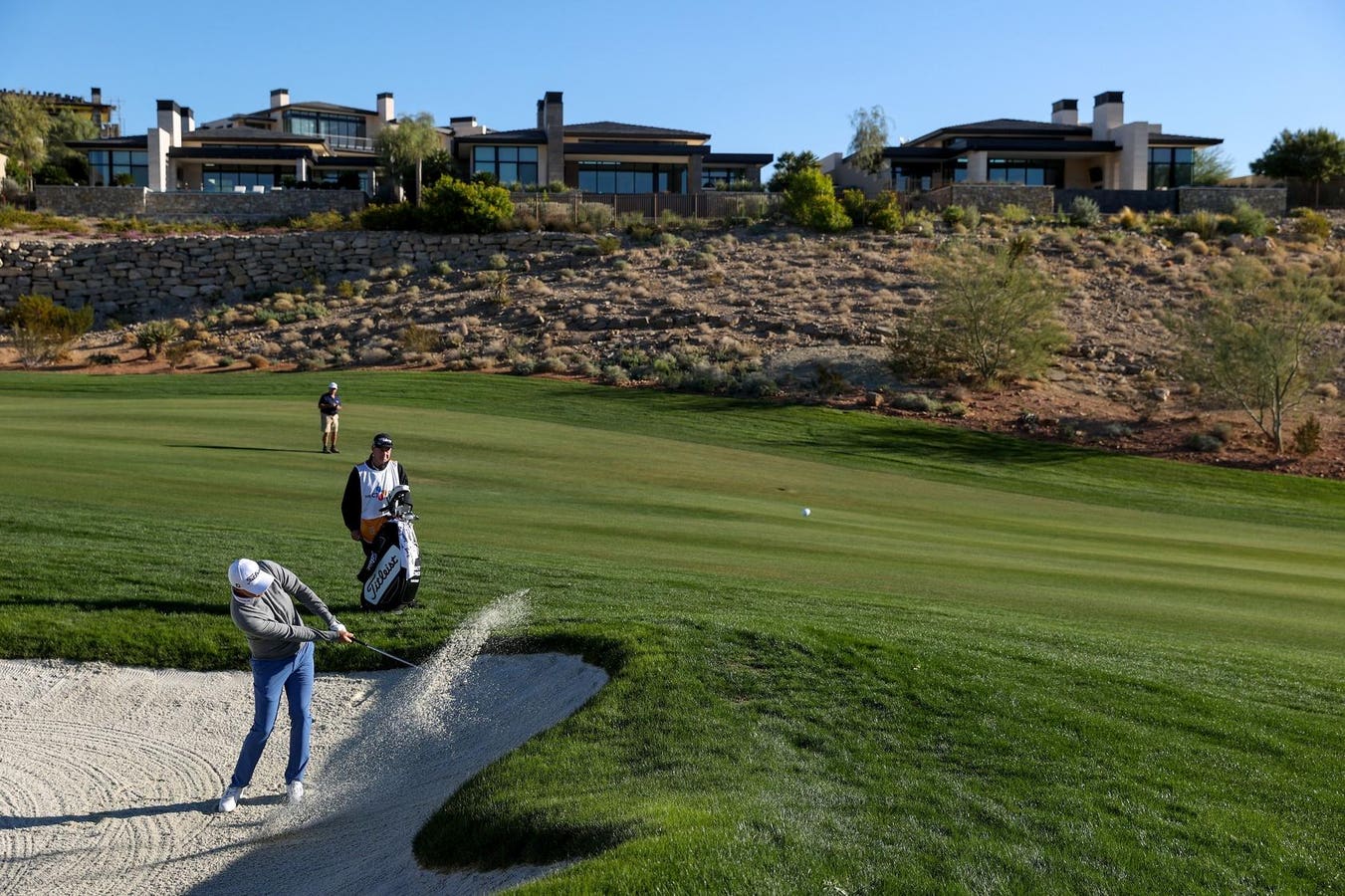 Los Angeles Billionaire Moves To Nevada To Sidestep Proposed California Wealth Tax