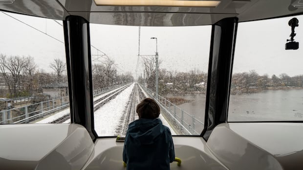 Can Toronto, Montreal and Ottawa's LRTs withstand Canadian winters?
