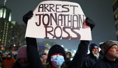 Claims Of ICE Officer’s “Internal Bleeding” Under Heavy Scrutiny