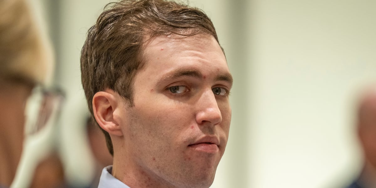 Defendant in Charlie Kirk’s killing asks judge to disqualify prosecutors