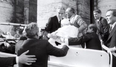 Angelo Gugel, private attendant to three Popes, dies aged 90