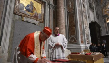 Holy Door of St. Peter’s Basilica sealed in solemn rite