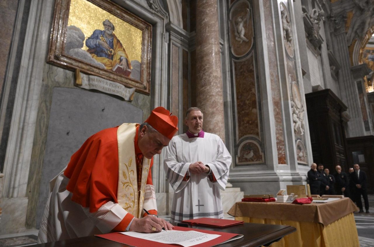 Holy Door of St. Peter’s Basilica sealed in solemn rite