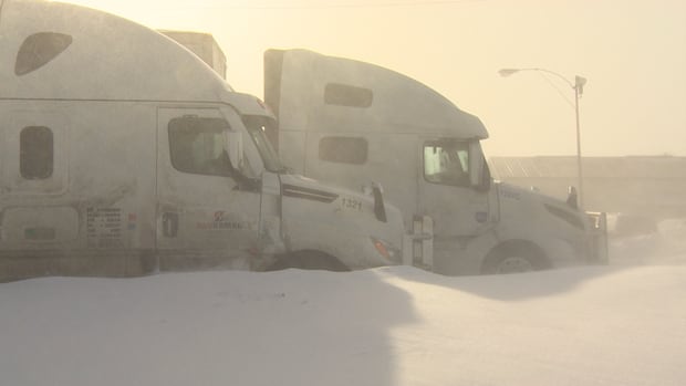 Stretch of Highway 1 near Headingley 'plugged up solid' amid hours-long road closure, driver says