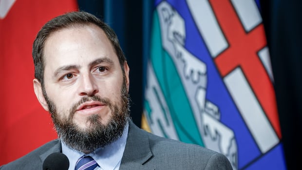 First citizen recall petition against Alberta legislature member fails