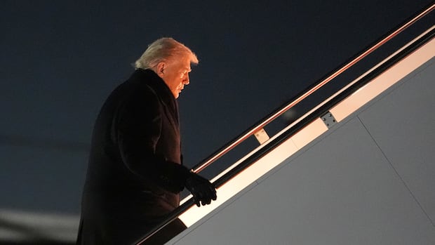 Trump resumes trip to Davos after Air Force One forced to return to D.C. due to electrical issue