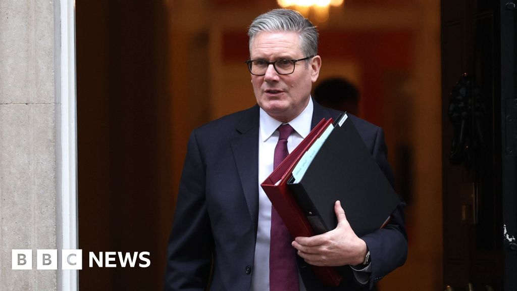 Starmer toughens stance on Trump as pressure from Labour MPs grows