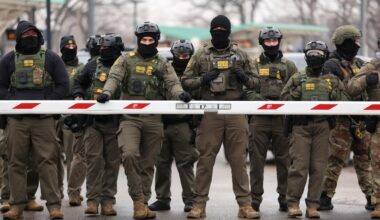 ICE Agents Reportedly Told They Can Enter Homes Without Warrants From Judge