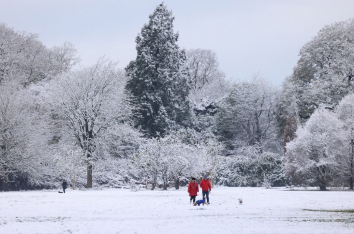 New weather maps, from WX Charts, which are based on Met Desk data, show 27 inches of snow could be en route to Britain.