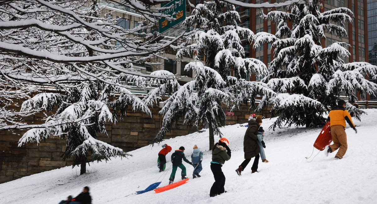 How to make the most of the snowstorm headed for NYC this weekend