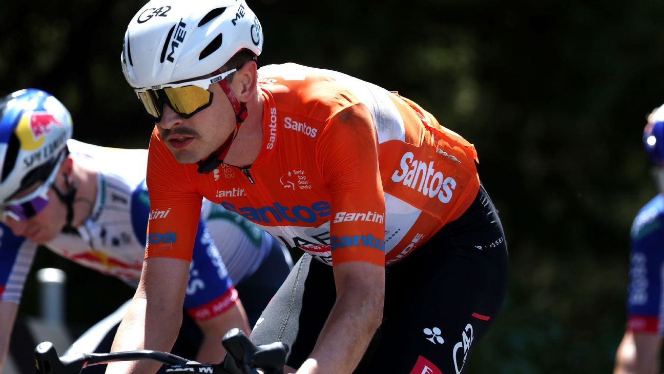 Jay Vine wins Tour Down Under after crash caused by kangaroo