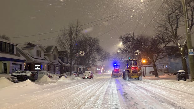 Hamilton, Niagara schools will be closed Monday, after heavy snowfall blankets region