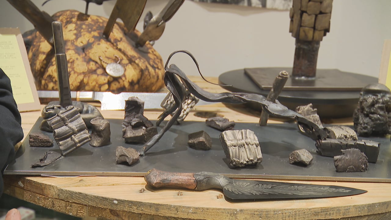 Scrap metal and knives that have been submitted as museum artefacts
