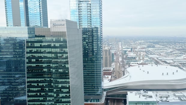 No plans to end hybrid work for City of Edmonton staff, despite calls for return to office