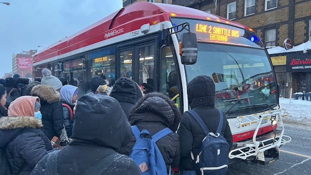 3 trespassers cut power, bogged down morning commute for TTC passengers on Line 2