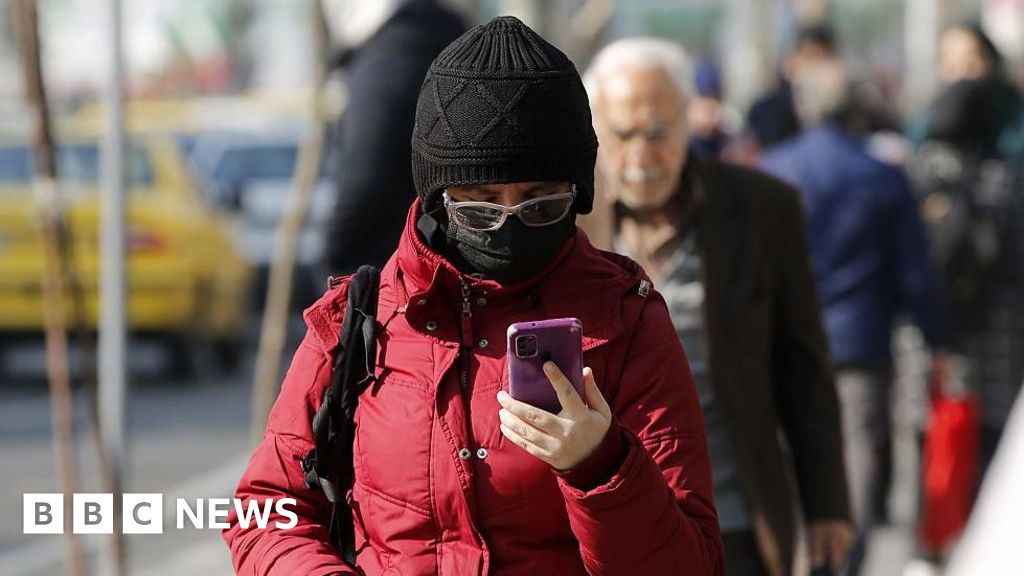 Iran's internet is returning - but not for everyone - BBC