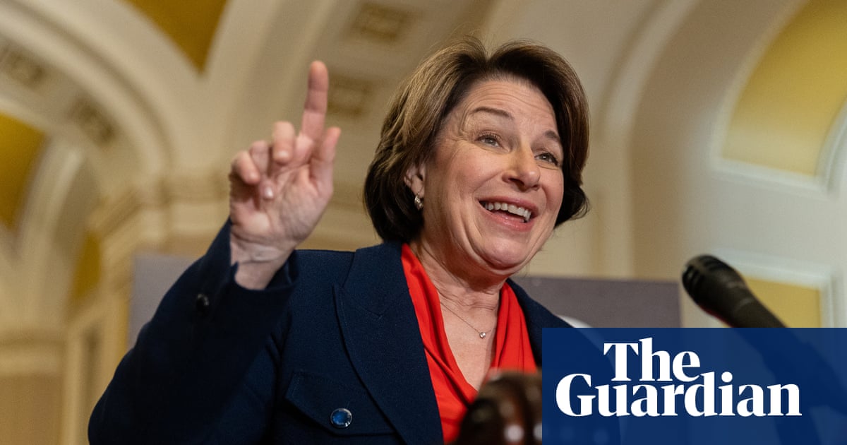 Klobuchar declares Minnesota governor run as Walz vows not to seek office again | Minnesota