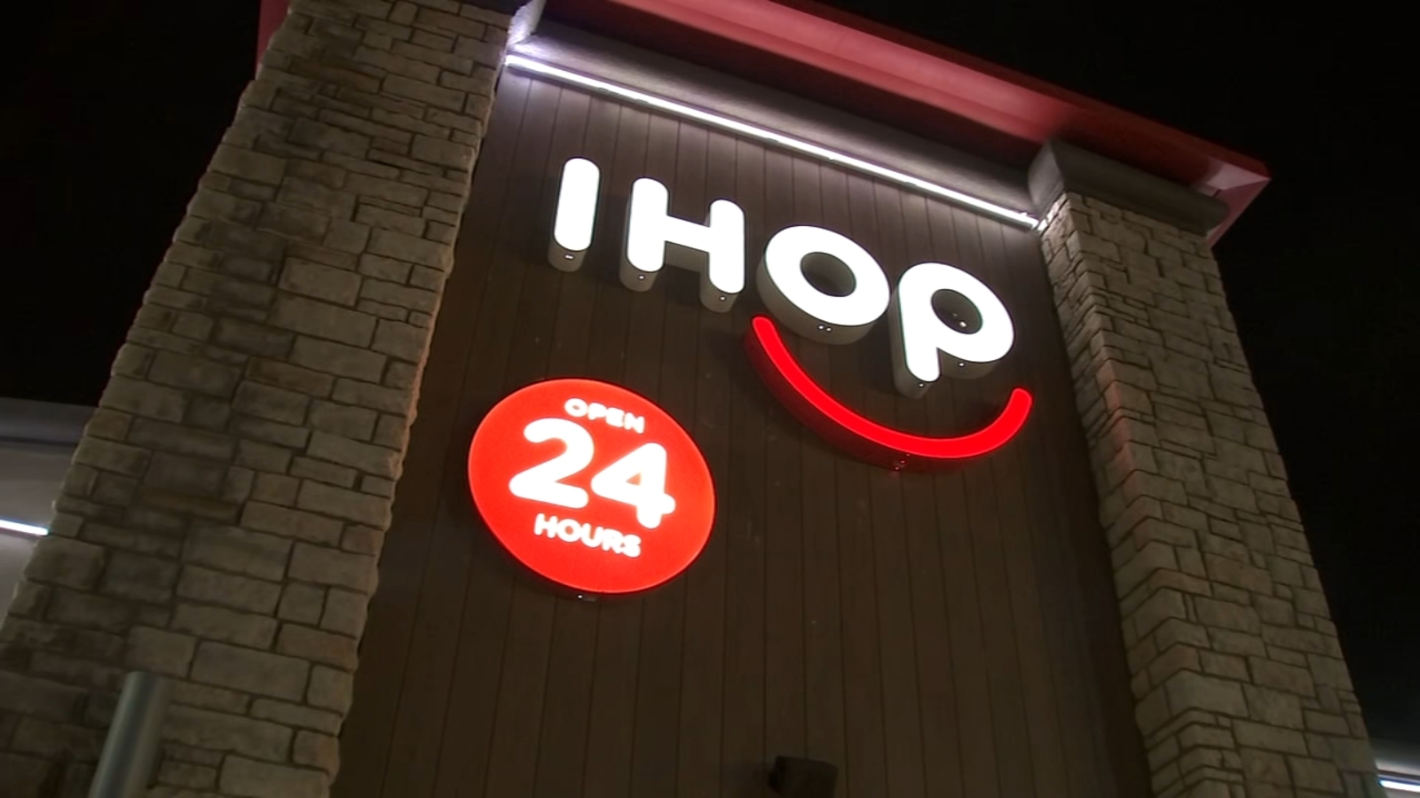 Richmond IHOP employee shot and killed by coworker, police say; suspect shoots himself outside San Pablo police station