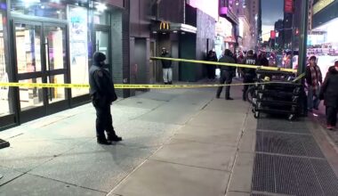 Midtown stabbing: 28-year-old man stabbed near Penn Station in Manhattan; no arrests, police say
