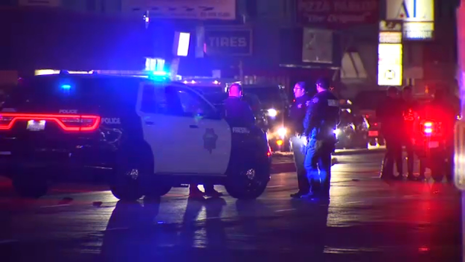 Woman on bike struck on Blackstone Avenue in Fresno, police say