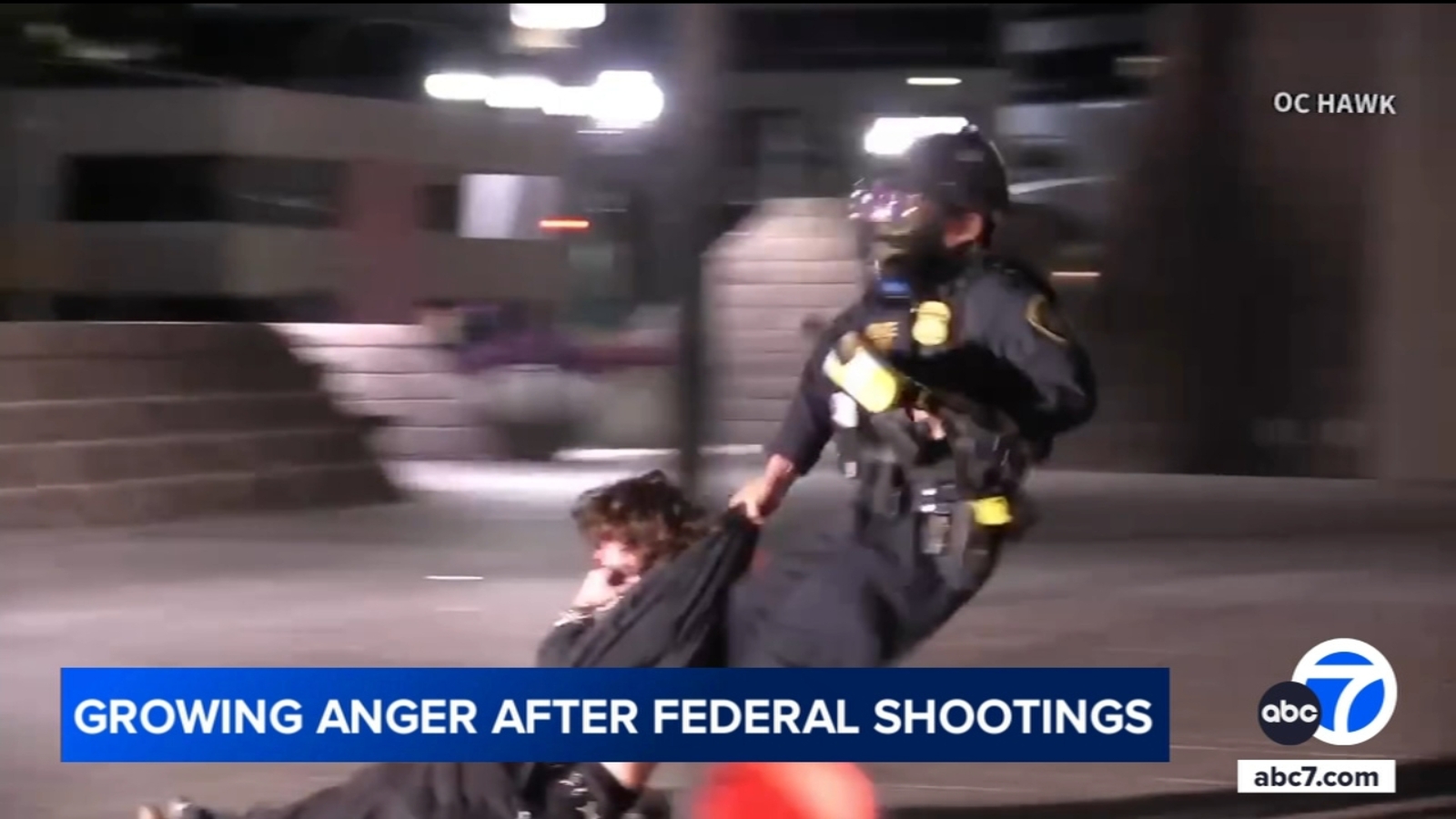 DHS officers move in on protesters near Santa Ana federal building